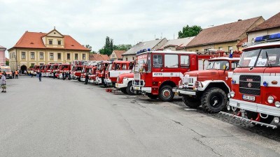Ve Velvarech se konají oslavy založení nejstaršího českého dobrovolného hasičského sboru