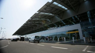 Pozor na falešné zástupce letiště! Právě teď řádí v okolních obcích