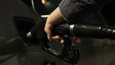 Ceny pohonných hmot v Česku půjdou zase nahoru, podle ekonoma zatím mírně