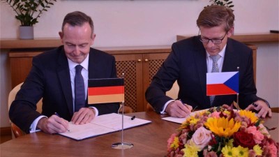 Z Prahy vysokorychlostní tratí až do Berlína či Mnichova.  Ministři Česka a Německa podepsali společné memorandum