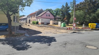 Rekonstrukci Vinařické ulice v Kladně komplikují vícepráce