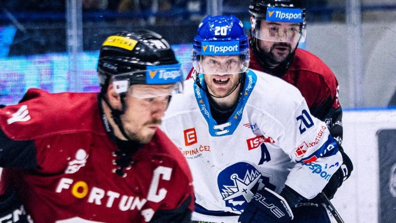 Tohle porno můžeme? Ryt&iacute;ři se raduj&iacute; z v&iacute;tězstv&iacute; nad Spartou