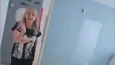 Táhněte do..., řvala na pacientku gynekoložka v Líbeznici