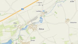 Při nehodě v Žižicích Luníkově zasahovala záchranka a hasiči