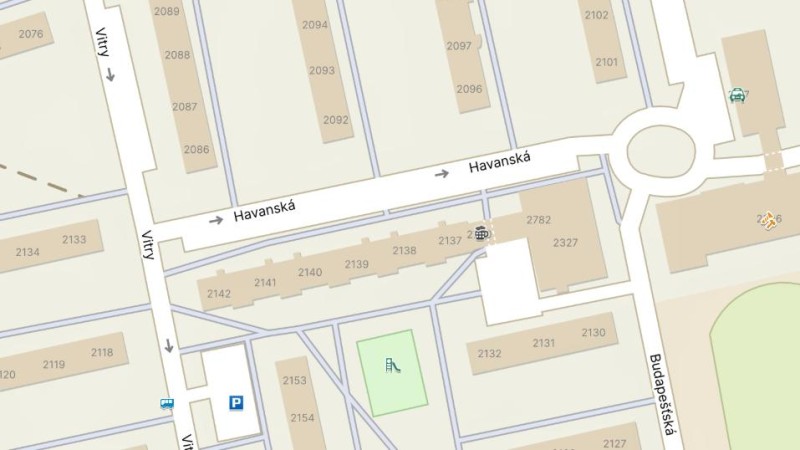 Zásah hasičů v Havanské. Pečovatelka měla obavu o seniorku