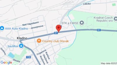 V Libušině ulici motorkář se seskočil z motorky, ta narazila do dodávky