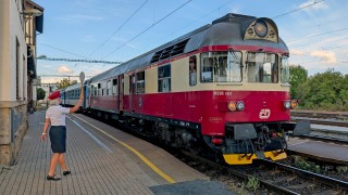 Motor&aacute;ky budou jezdit už jen na Kladno