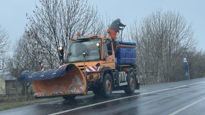 Do pátku by mohlo na horách spadnout přes čtvrt metru sněhu