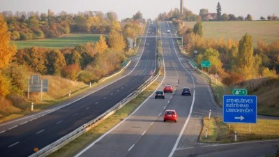 Dálnice D7 u Stehelčevsi je nejnebezpečnější místo na silnici v celém kraji