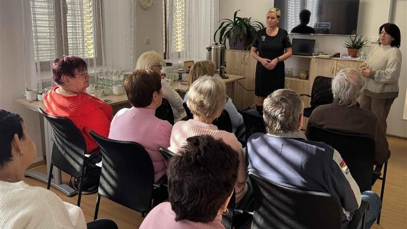 Může b&yacute;t d&iacute;tě pachatel? Kladensk&aacute; městsk&aacute; policie předn&aacute;&scaron;ela pro pěstouny