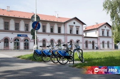 Co bude s kladenským nádražím? Opozice chce odpověď