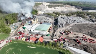Lány: Množství plastu na místě bylo nepřiměřeně velké