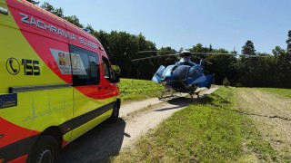 Cyklista měl za jízdy infarkt. Lidé mu zachránili život