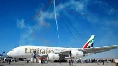 Obří krasavec od Emirates dnes na nebi nad Kladnem, největší letadlo na světě
