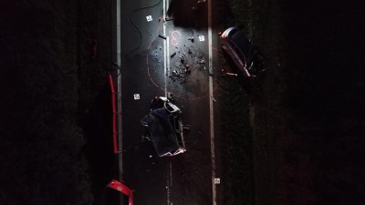 Co se vlastně stalo? Okolnosti tragické dopravní nehody u obce Sazená na silnici č. 16 rozplétají kriminalist&eacu