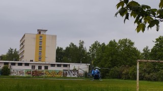 Smrt učitele v kladenské škole. Přistával zde vrtulník