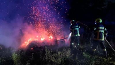 Ve stehelčevském pivovaru se pálil odpad. Vyjeli hasiči