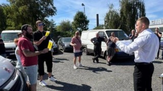 Kladno bude zase dražit auta. Zač&iacute;n&aacute; se na pětistovce