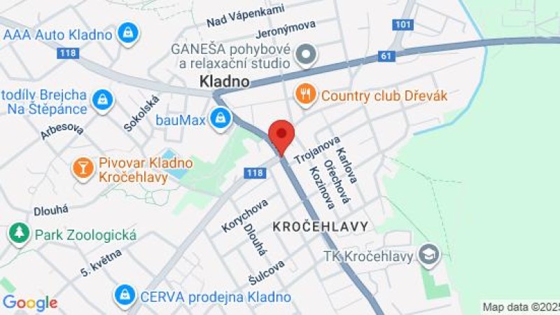 Řidička srazila dívku v Unhošťské na přechodu. A druhá nehoda na stejném místě